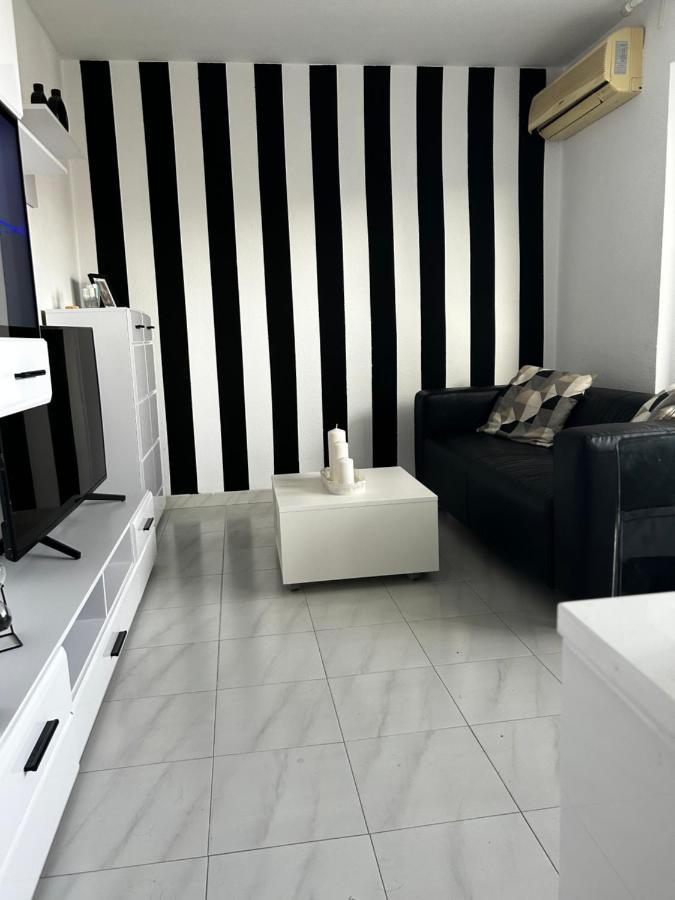 Apartamentos Acuario بينالماذينا المظهر الخارجي الصورة