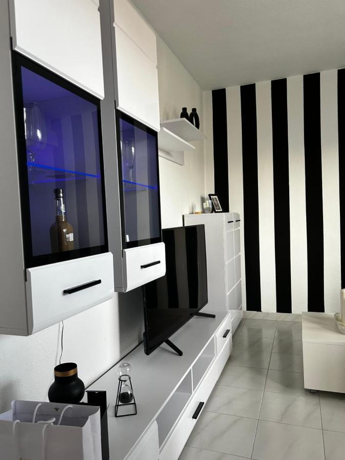 Apartamentos Acuario بينالماذينا المظهر الخارجي الصورة